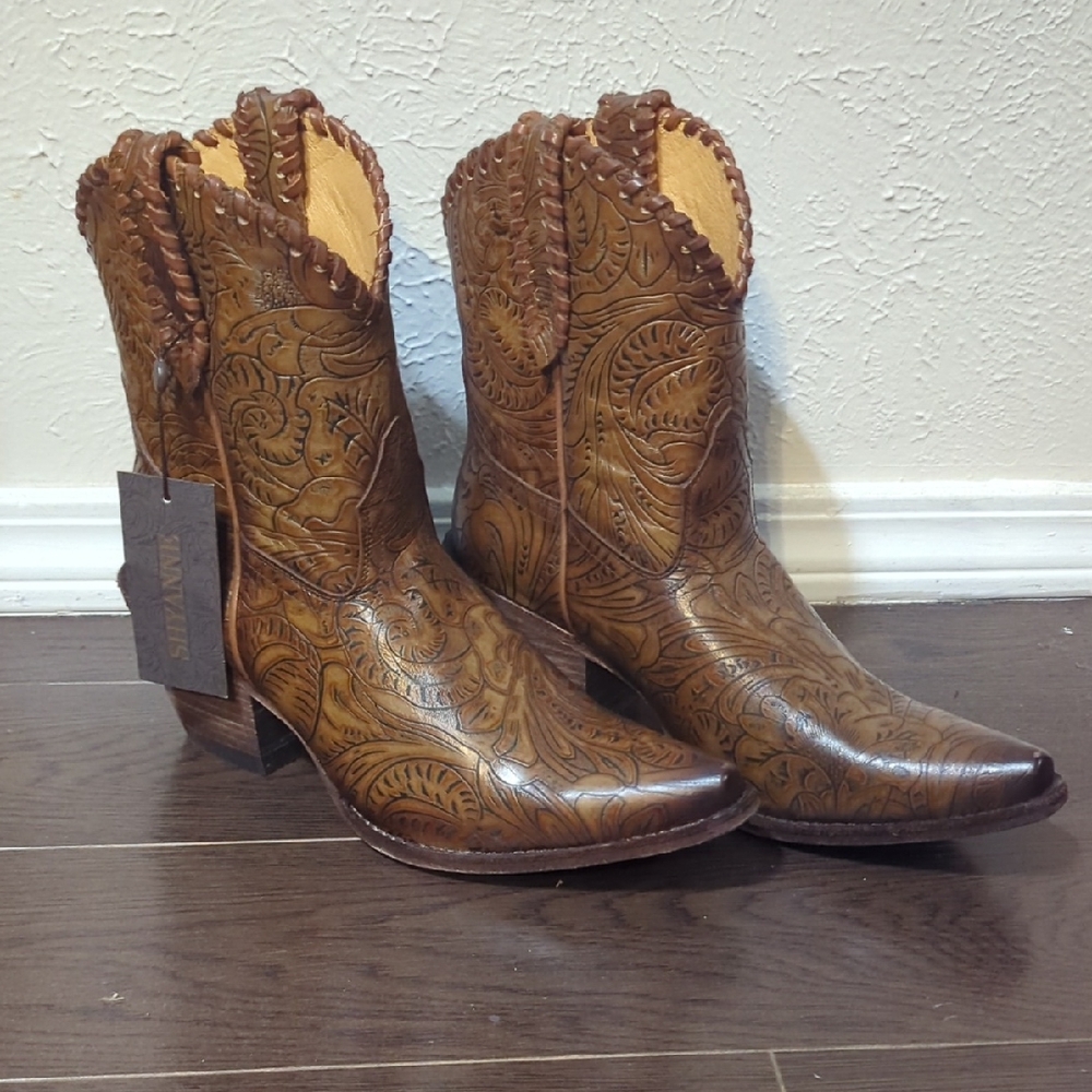 Shyanne Sz10 Tooled Brown Leather BOOTS